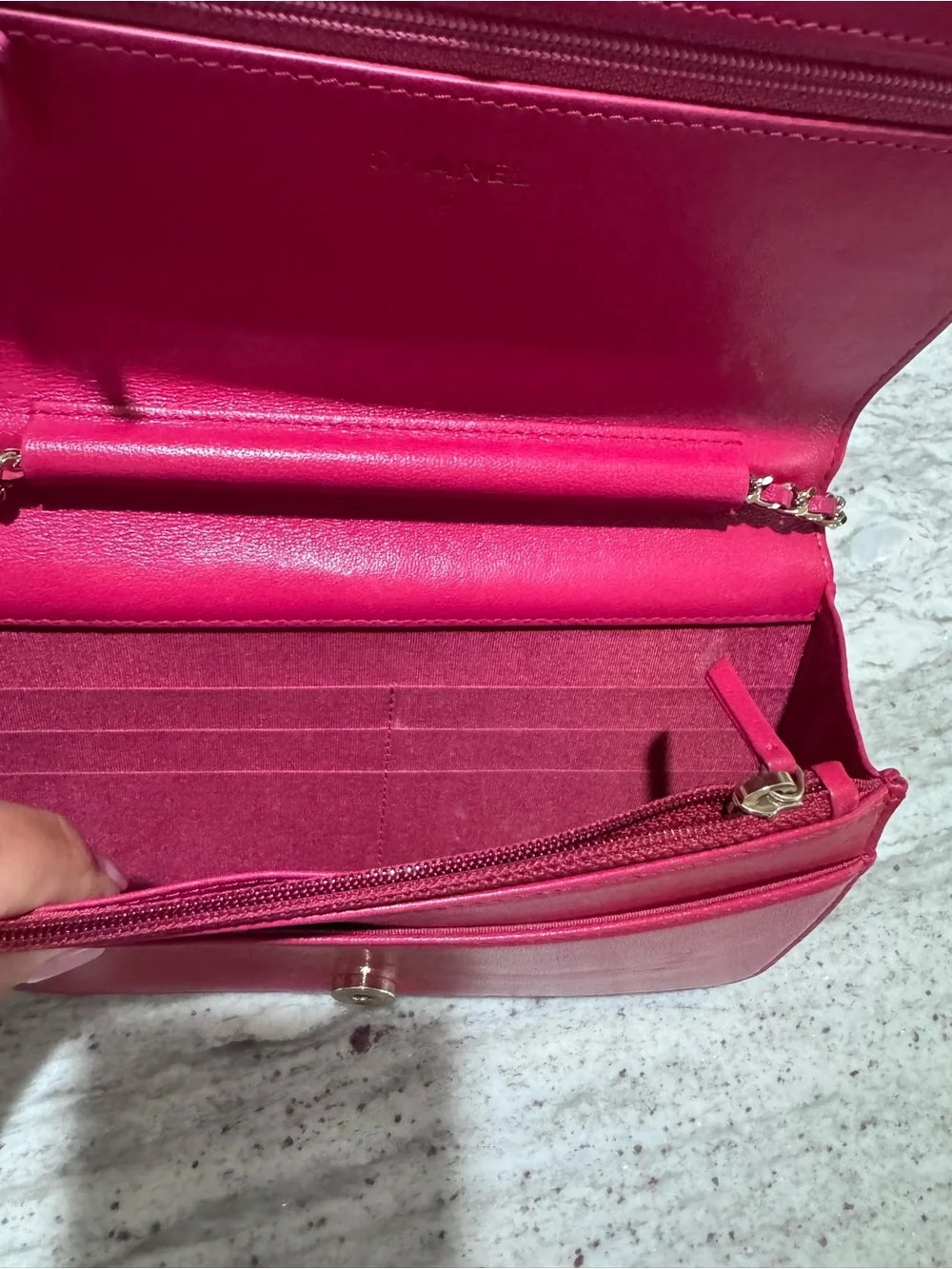 CHANEL Fuchsia Chevron Quilted Leather Crossbody with Gold Chain AUTHENTIC
